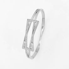 Load image into Gallery viewer, Crystal Buckle Bangle (VIP68)