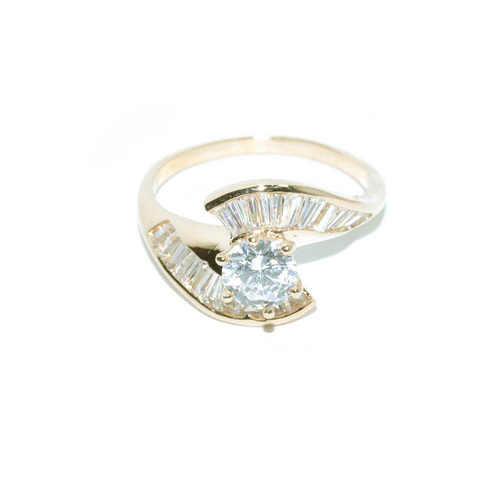 Gold Twisted Solitaire Ring